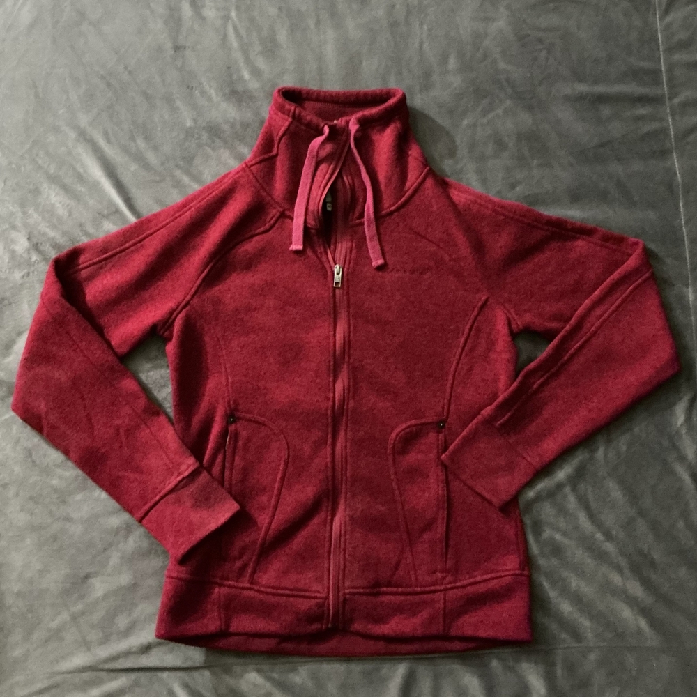 Avalanche Red Woman's Pullover Active Running Jacket w/ Fullzip Front